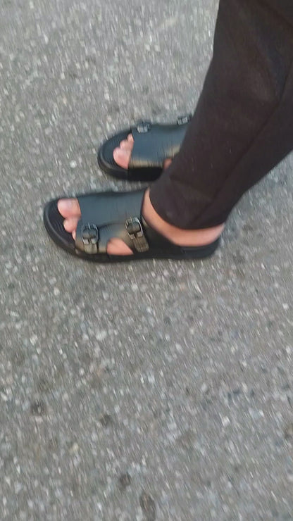 Leather sandal for men