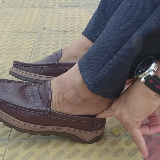 casual leather shoe